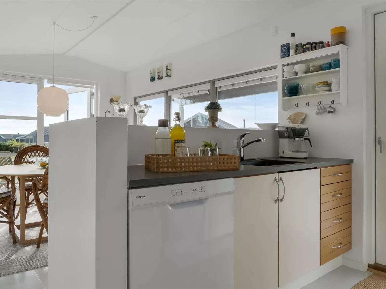 "Thit" - 90m from the sea-Binnen