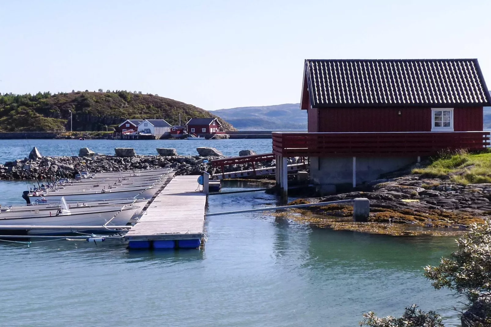 Zeezicht met boten en vissen-Buitenlucht