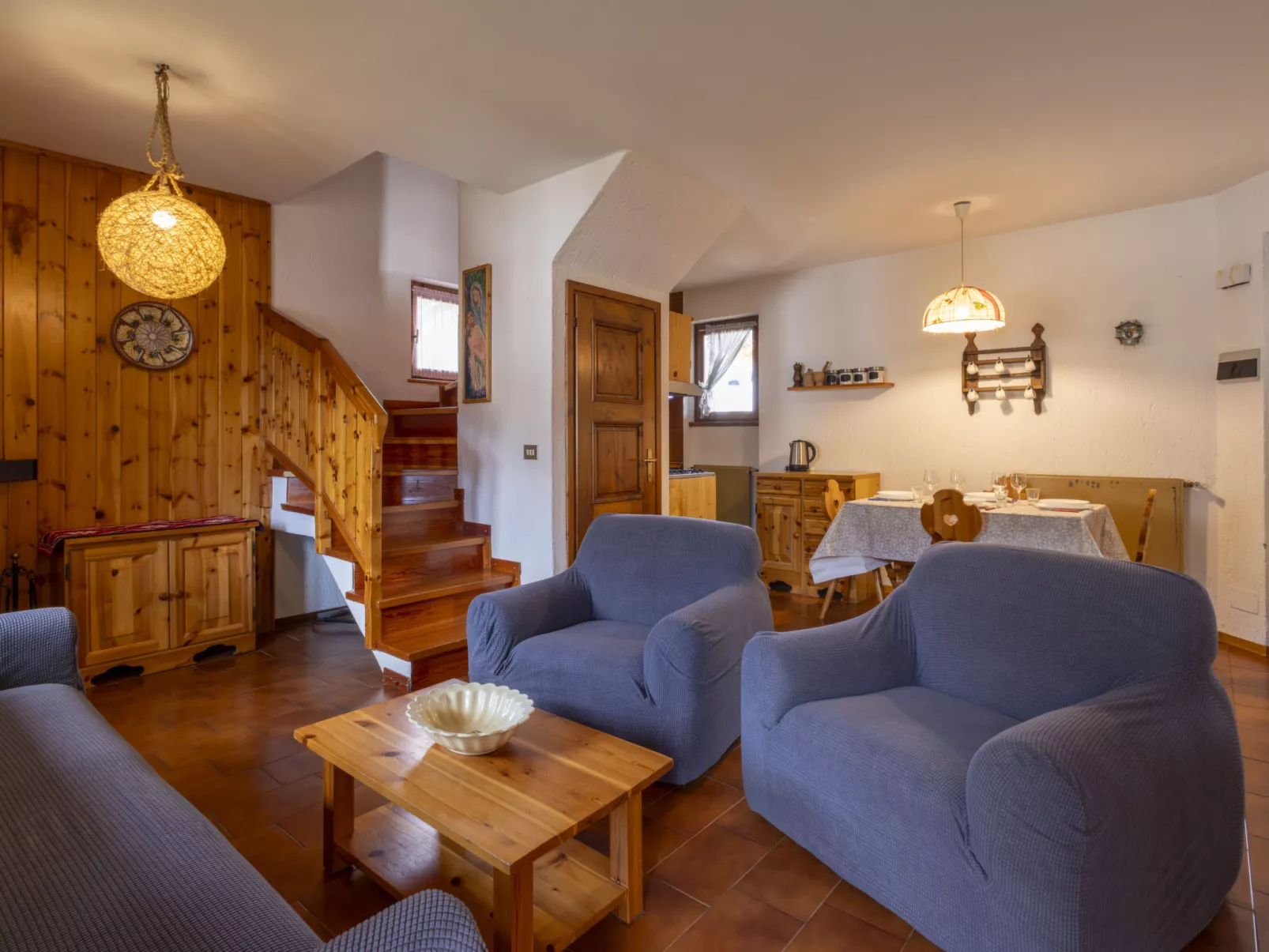 Oga Mountain Home-Binnen