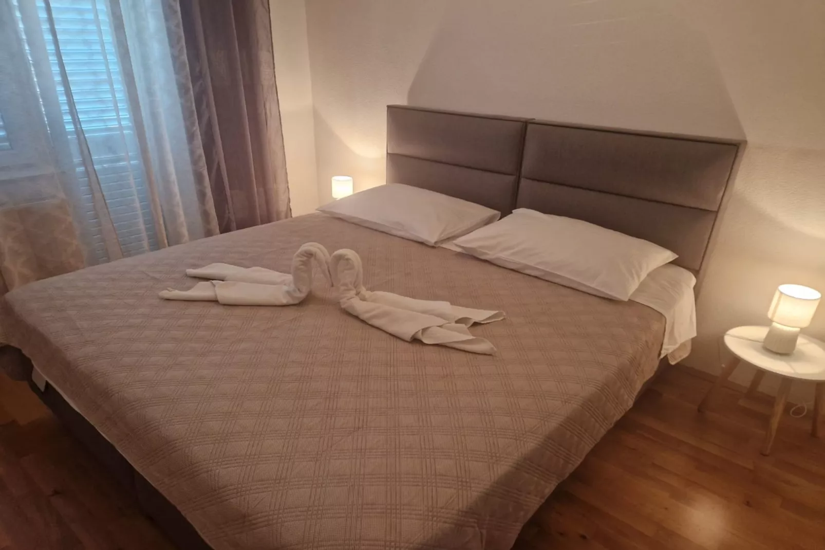 Three-Bedroom Apartment With Sea View A2