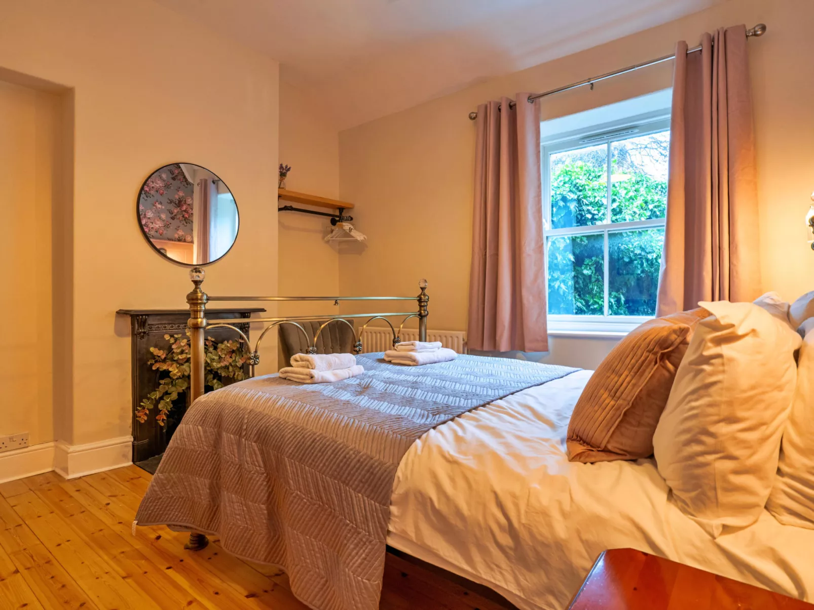 The Cottage at Tideswell-Binnen