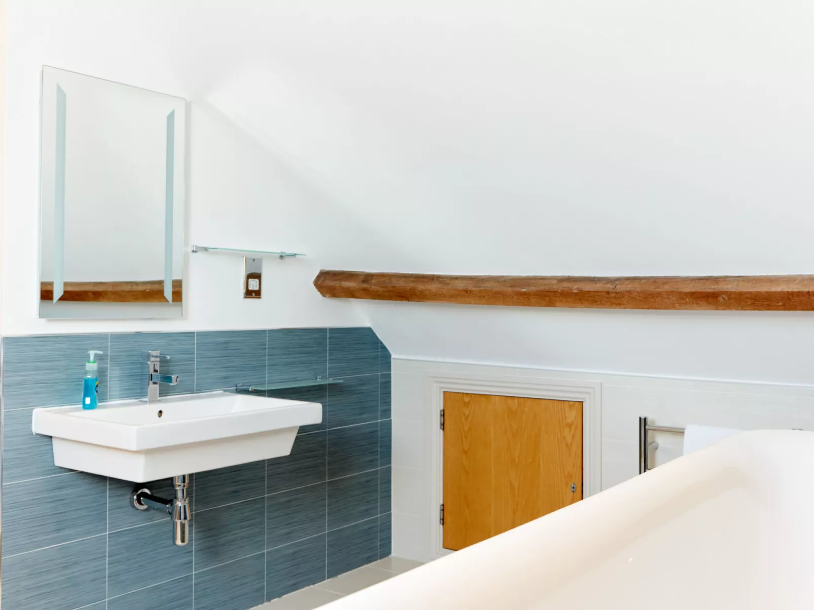 Sunshine Cottage-Binnen