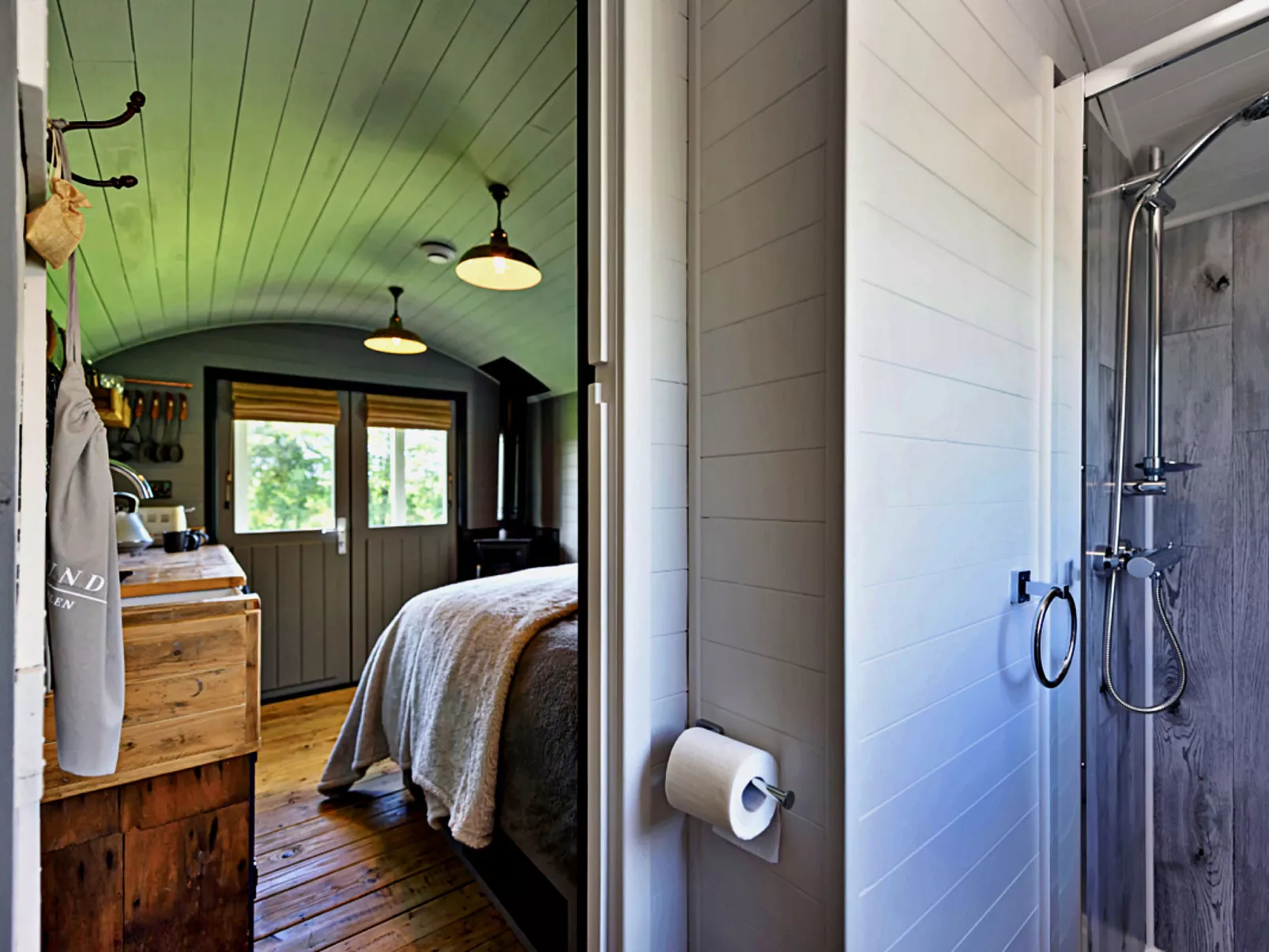 'Elen' Gypsy Hut-Binnen