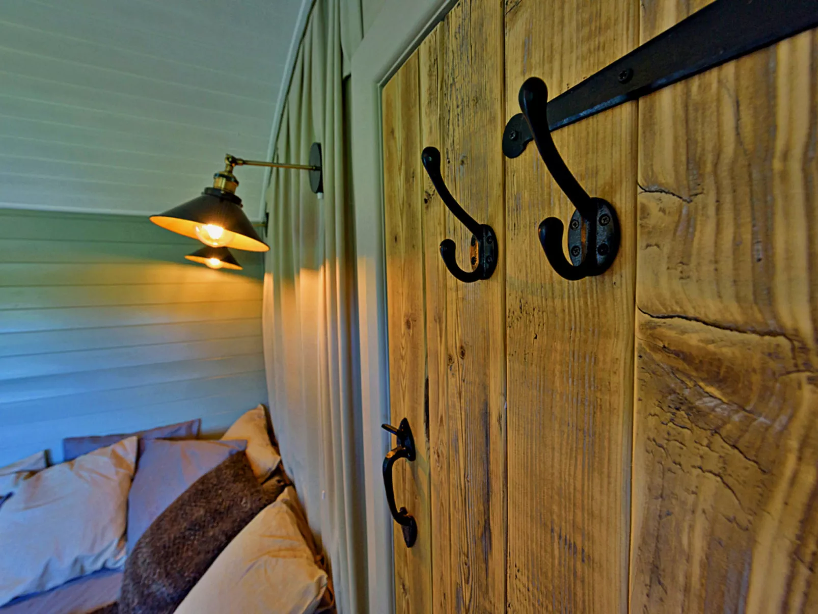 'Joan' Shepherds Hut-Binnen