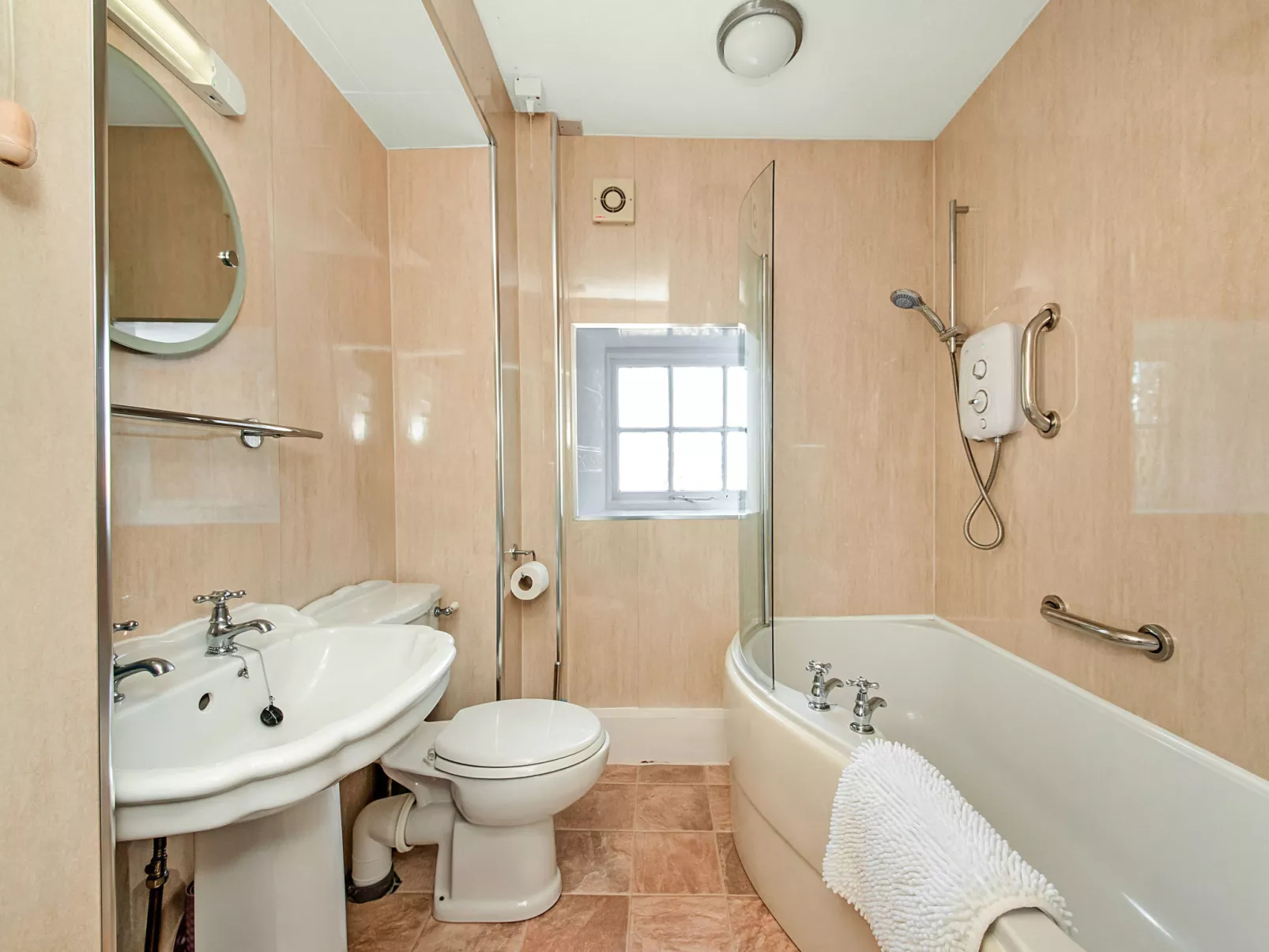 Pennine Hall Apt - Binnen