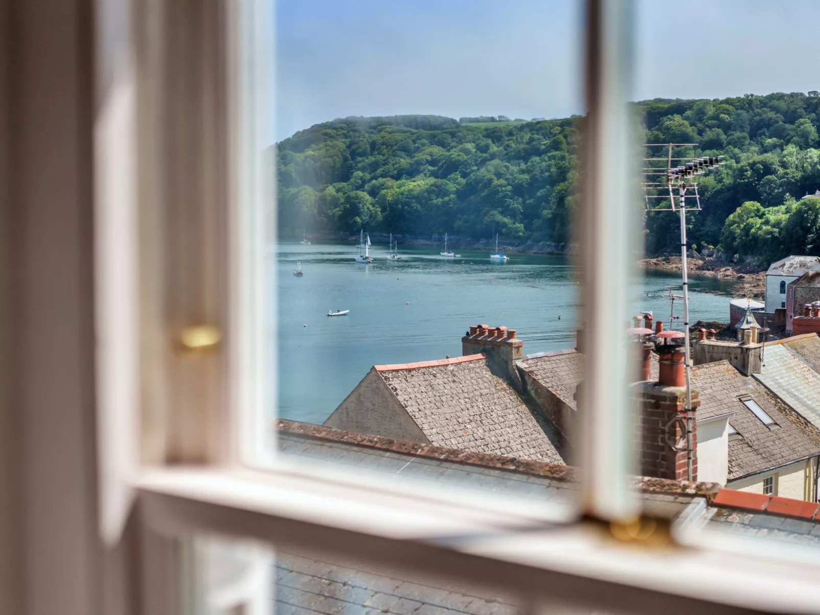 Hillside House-Binnen