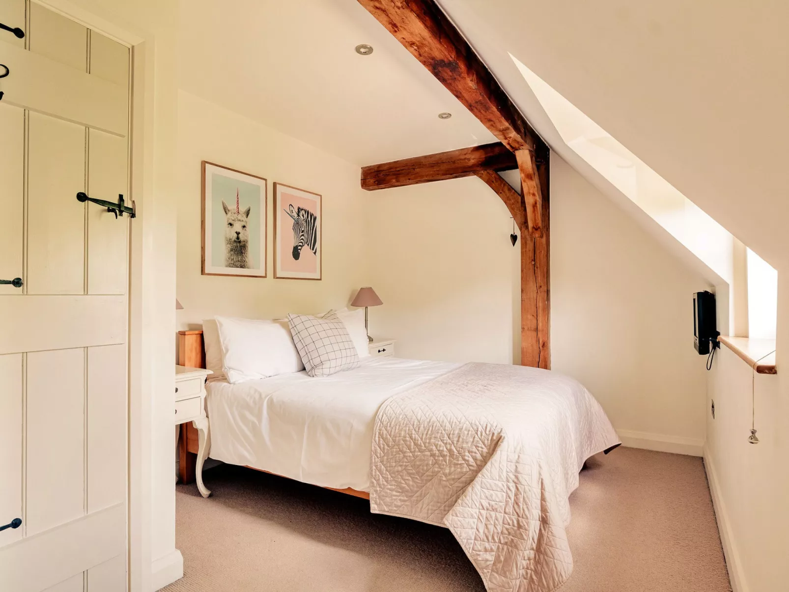 Windfall Cottage-Binnen