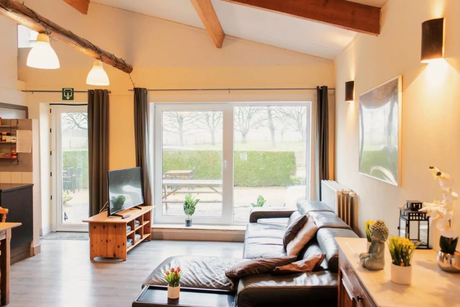 De Smishoeve volledig - met wellness-Woonkamer