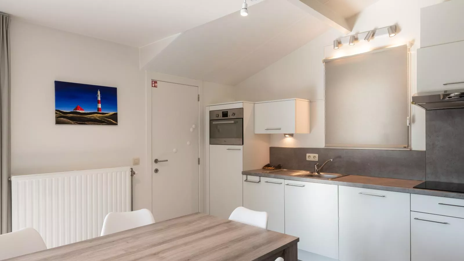 Zee en Polder H138-Eetkamer