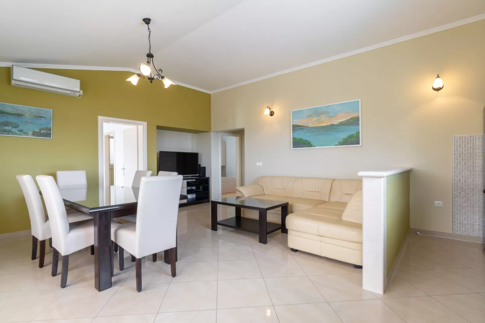 Modern Villa with Pool-Keuken