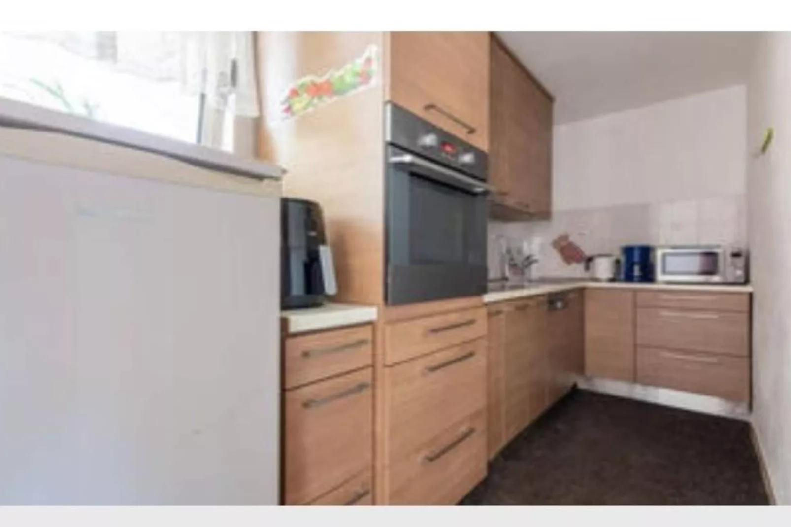 Three-Bedroom Apartment-Keuken