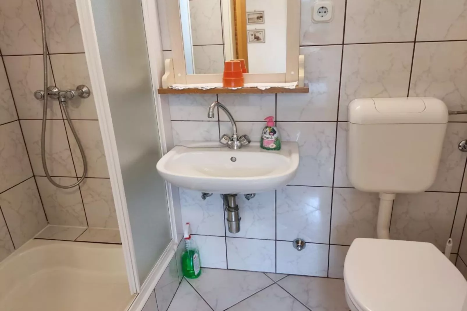 Apartment & Rooms Villa Oliva - Room 4-Badkamer