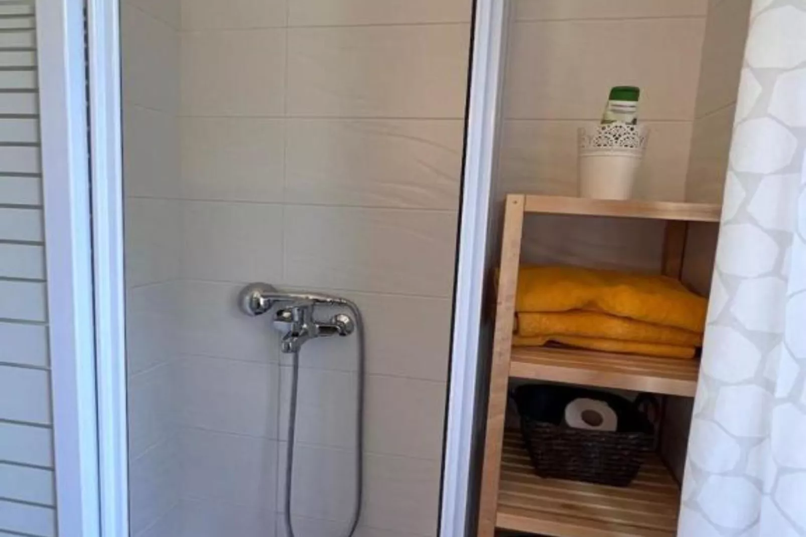 One-Bedroom Apartment With Sea View (A)-Badkamer