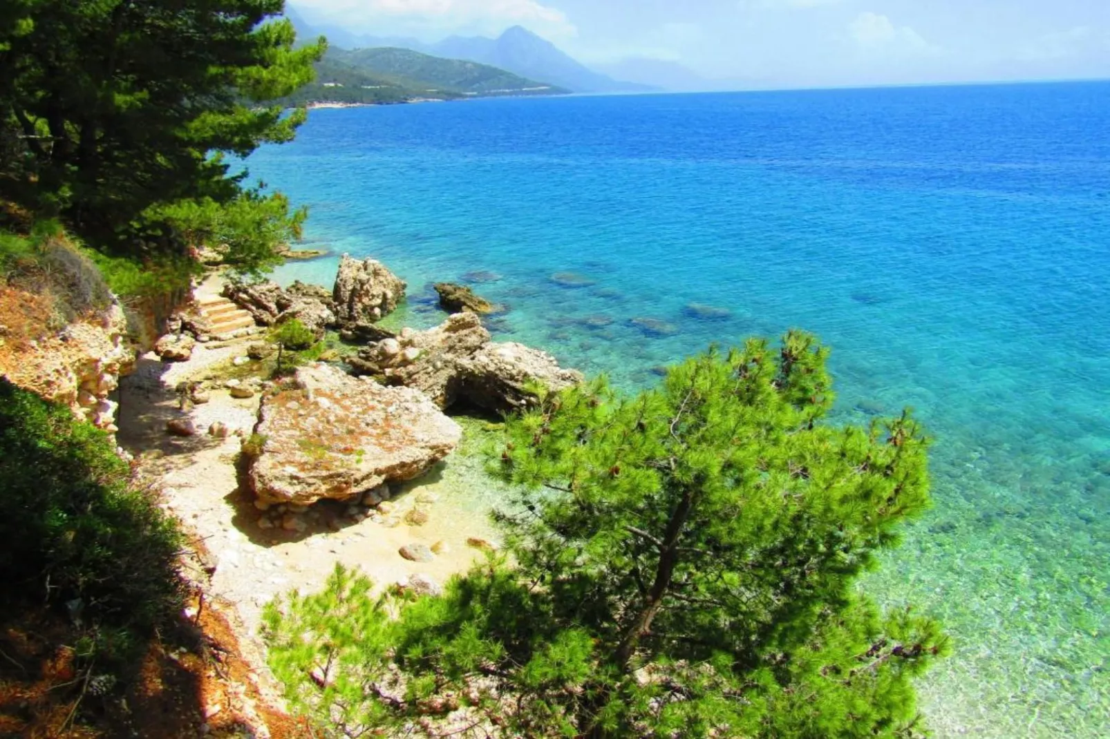 Hotel Pansion Villa Antonio - Two Bedroom Suite with Balcony and Garden View 18-Sfeer