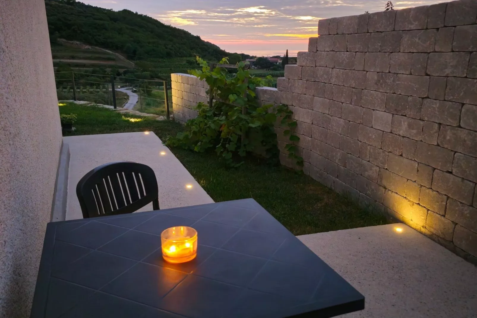 Dobrava Sea View Apartment with Terrace - Studio Apartment with Terrace-Buitenlucht