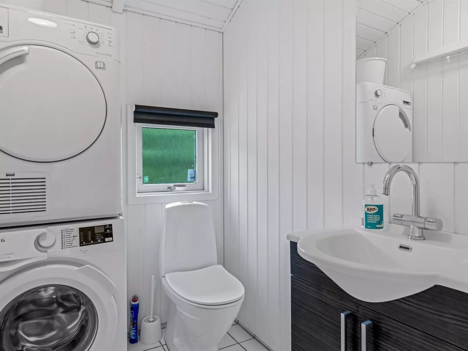 "Joonatan" - 900m from the sea-Binnen