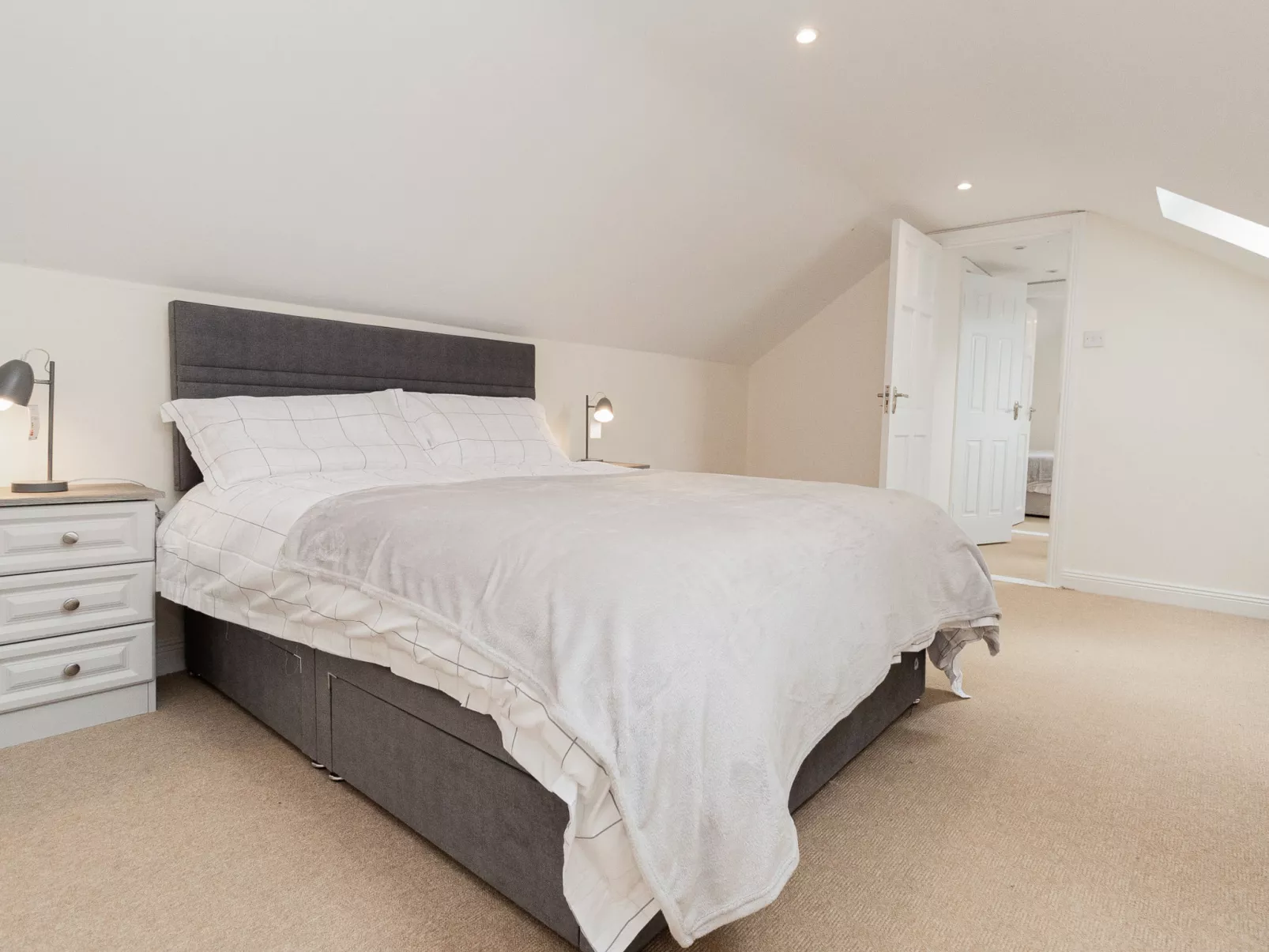 Brittas Bay Holiday Park No.18-Binnen