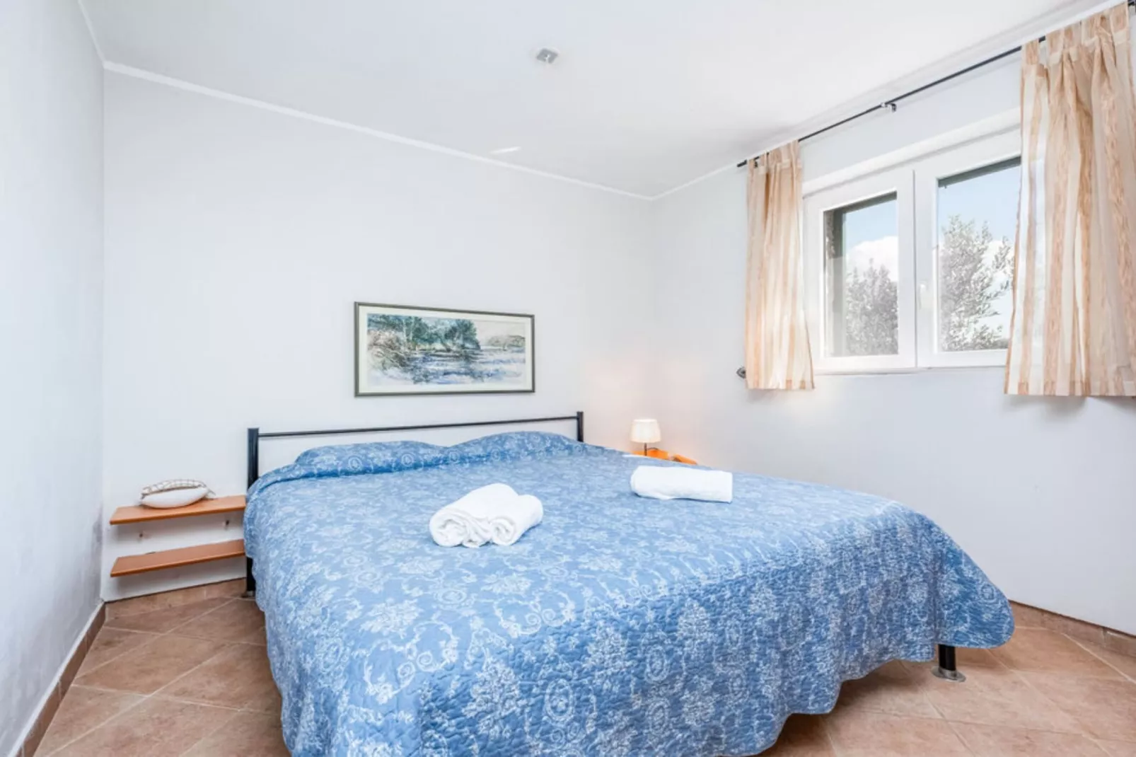 Holiday Home Pigmy Cormoran - One Bedroom House with Terrace  and Pool-Slaapkamer