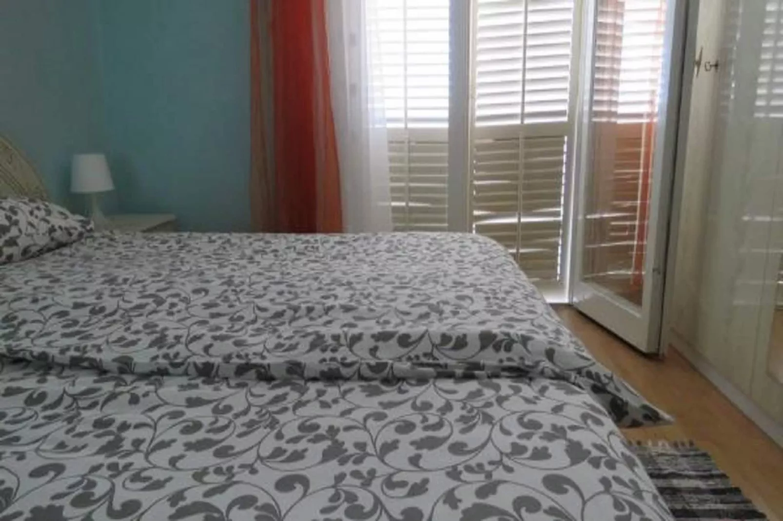 Serene Barbat Escape with Just Minutes from the Beach - One Bedroom Apartment with Balcony 1-Slaapkamer