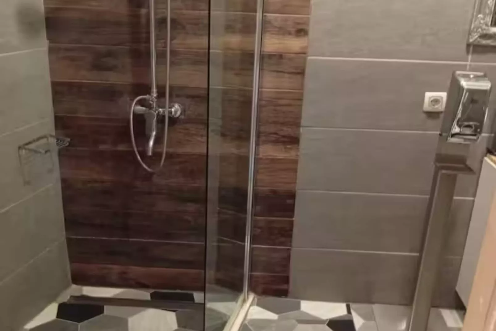 Twin Room 1-Badkamer