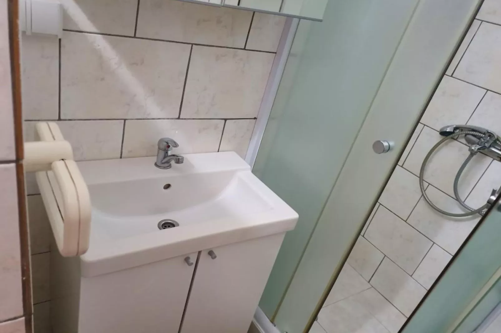 Duga House Apartment  A2-Badkamer