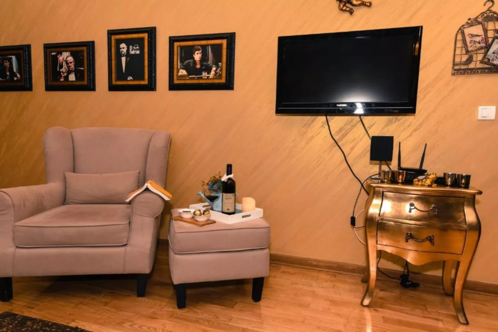 City & Sea Escape Studio Near Budva’s Beaches - Studio Apartment-Slaapkamer