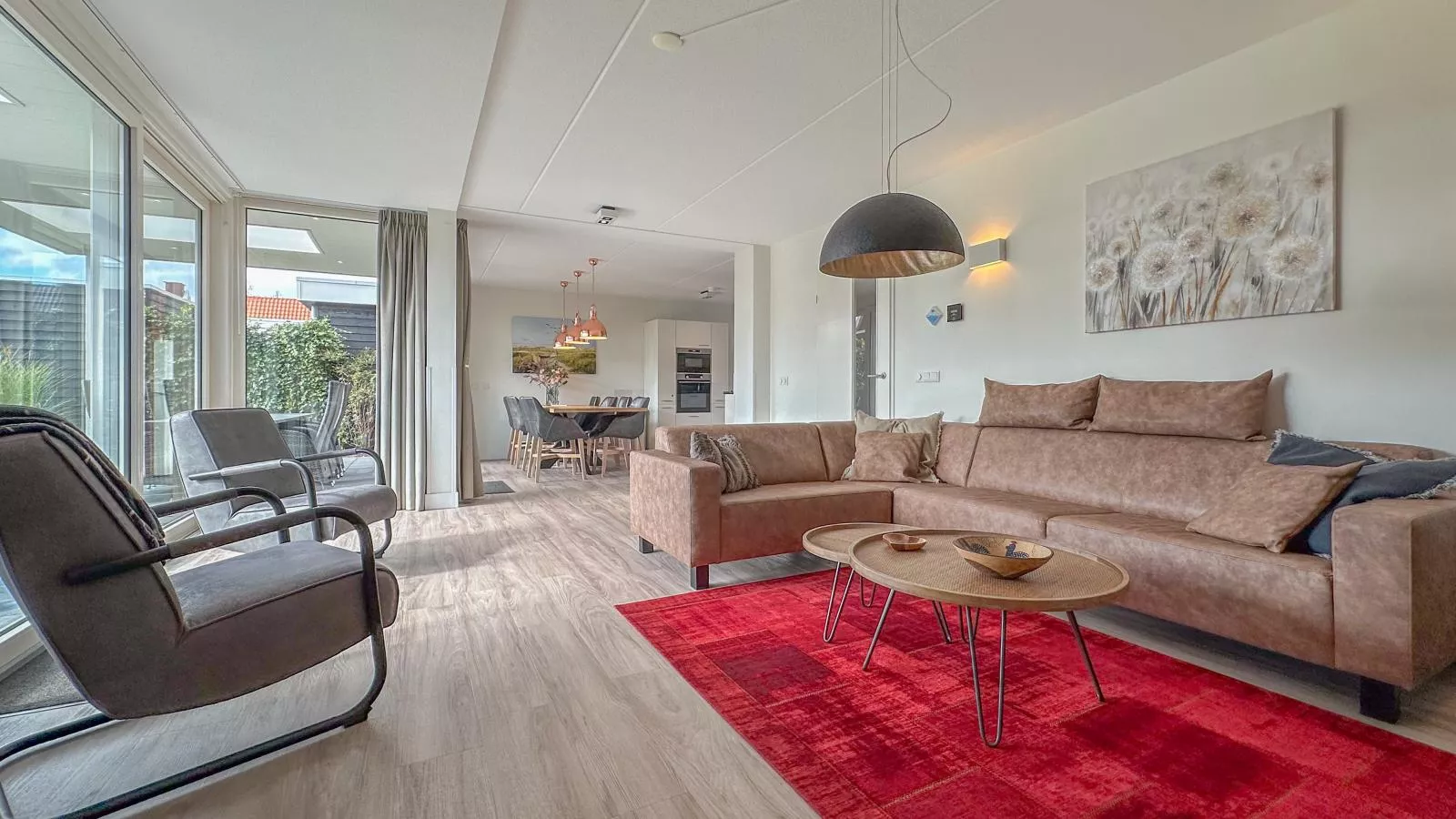 Coast and Calm 63-Woonkamer