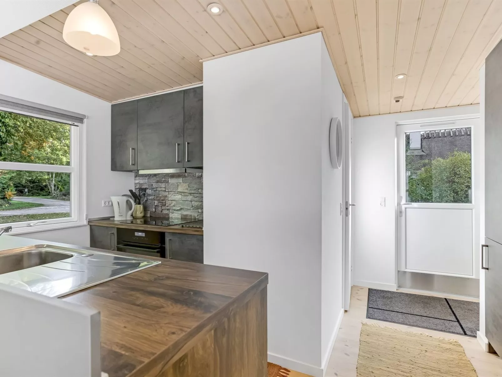 "Cornel" - 300m from the sea-Binnen