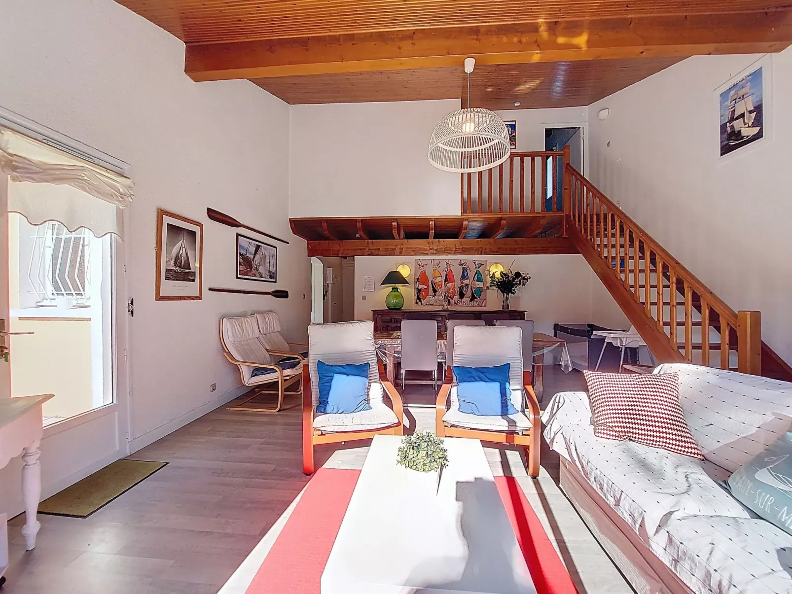 Les Floriales-Binnen