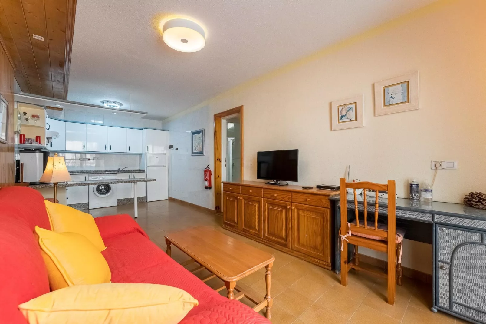 Delfin 101A Jardin Privado-Woonkamer