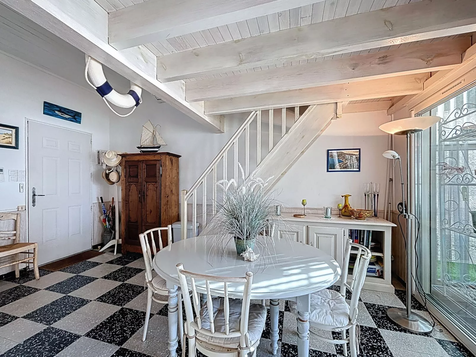 Les cabanes de Pérols-Binnen