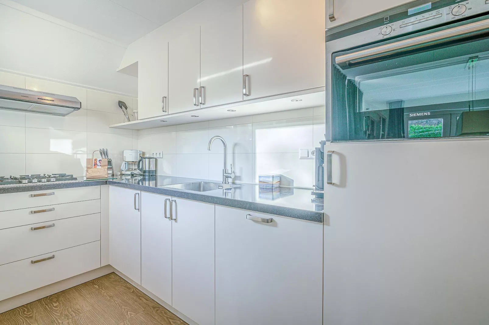 Kamperfoelie 31-Keuken