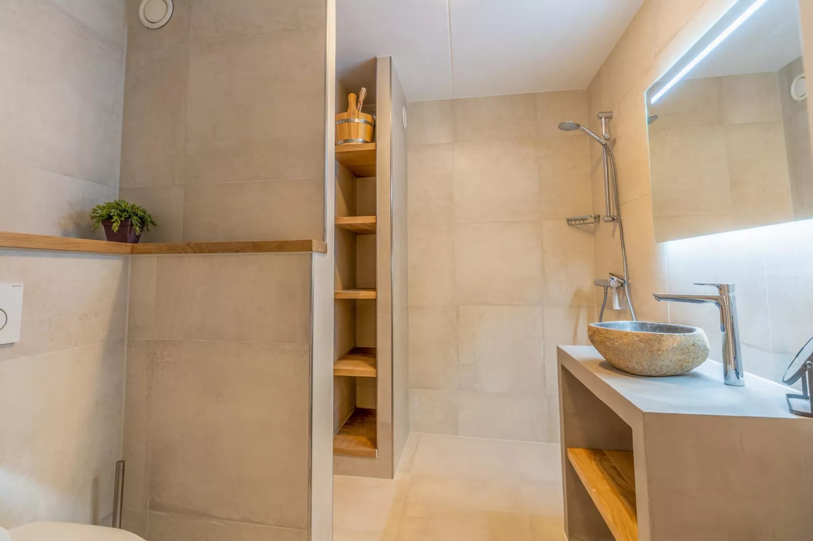 Juliana 140-Badkamer