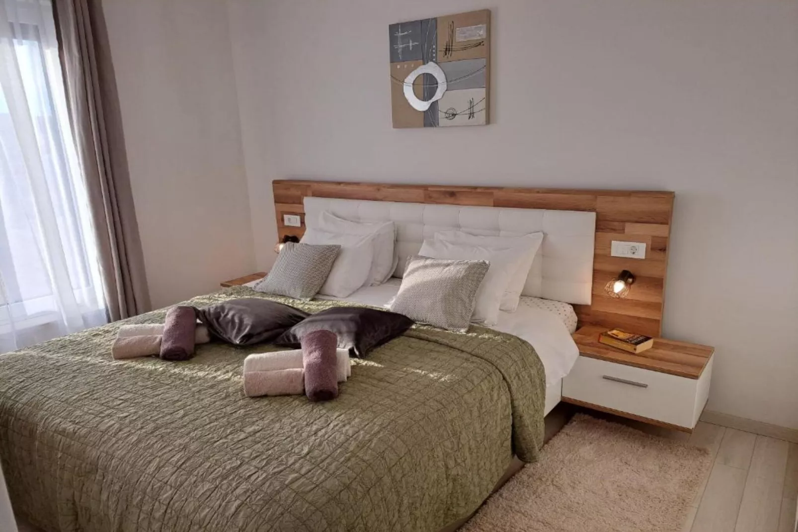 Villa With Pool-Slaapkamer