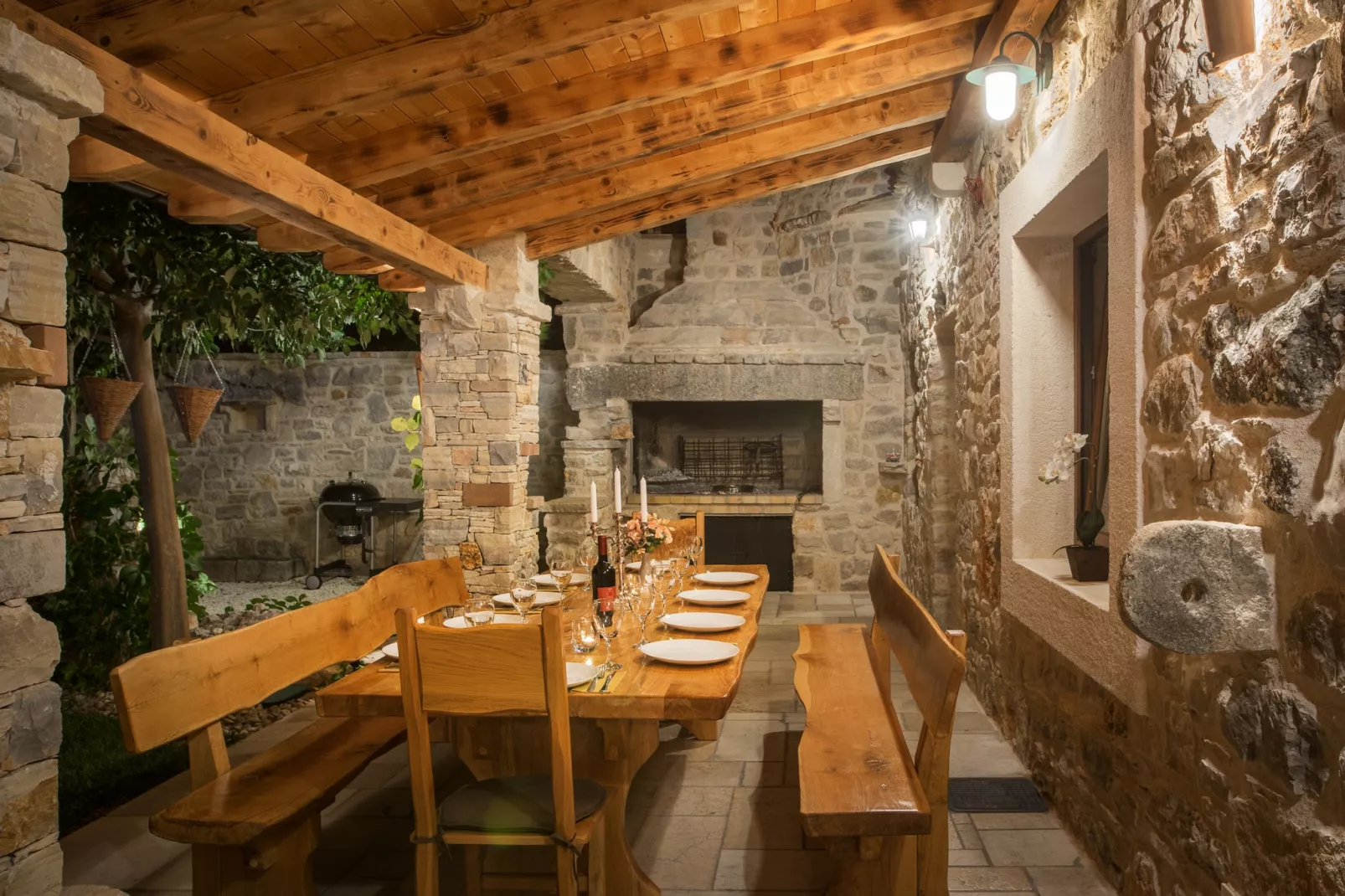 Villa Olea with private heated pool-Terrasbalkon