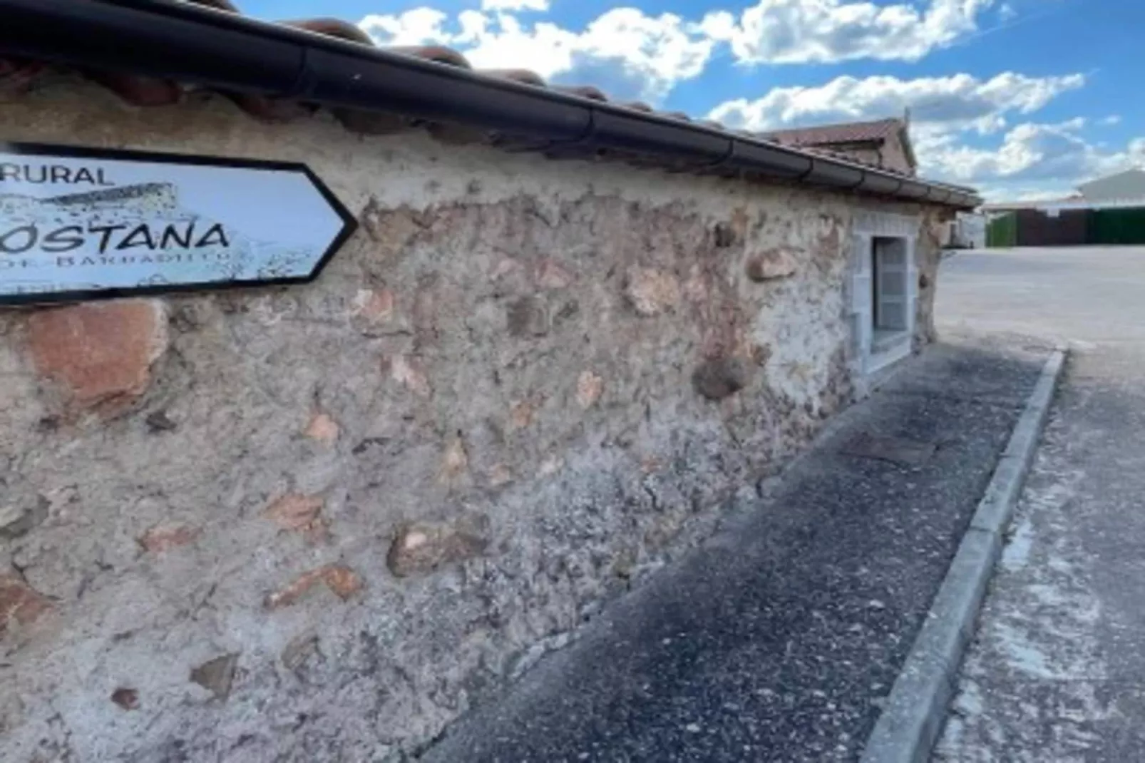 Casa rural La Costana de Barbadillo ONLY ADULTS-Buitenkant zomer