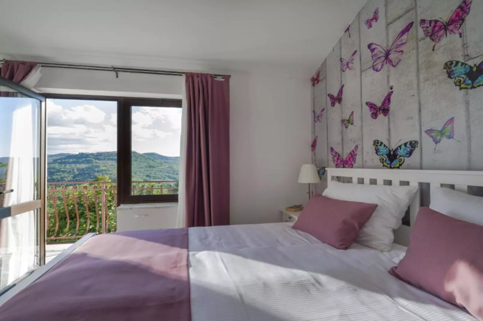 Istra Green Soul Apartment - Two Bedroom Apartment  with Terrace-Eetkamer