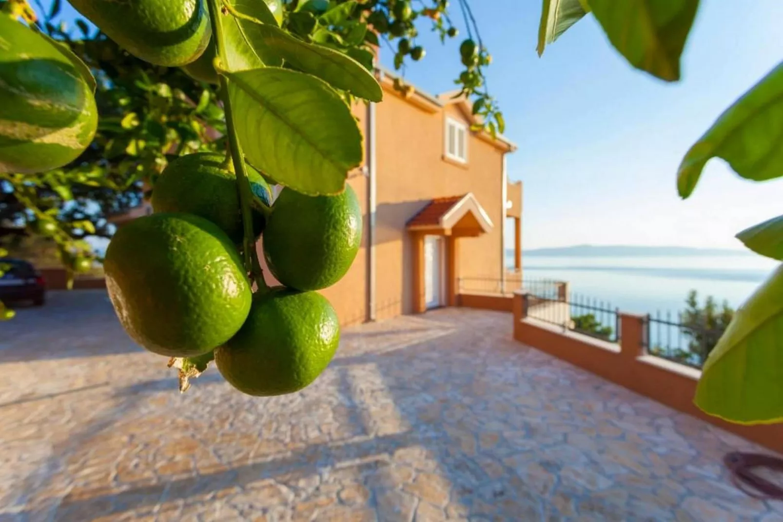 Summerheaven Apartments - Standard Studio Apartment with Balcony and Sea View A1-Buitenlucht