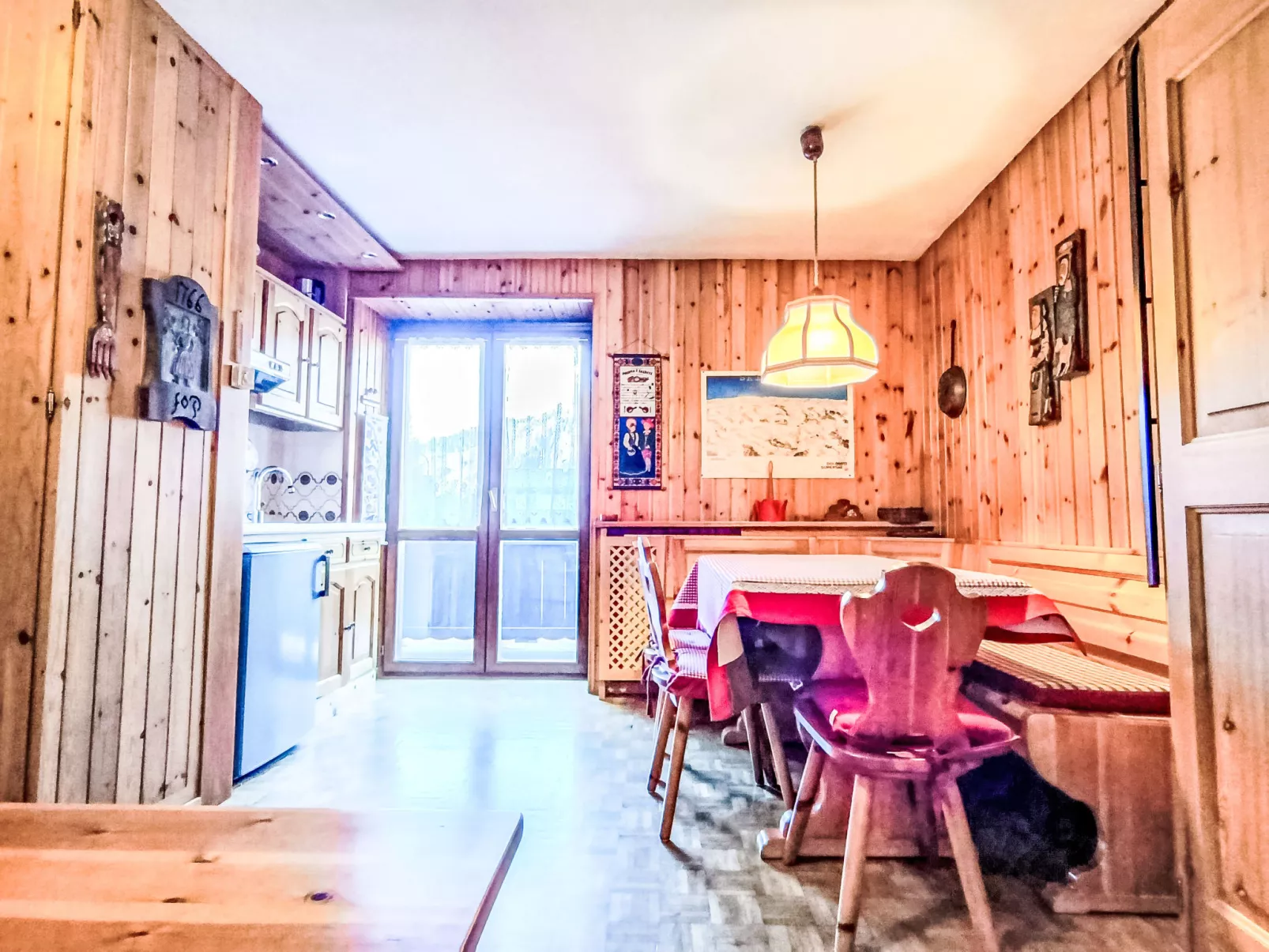 Nuccia Navalge-Binnen