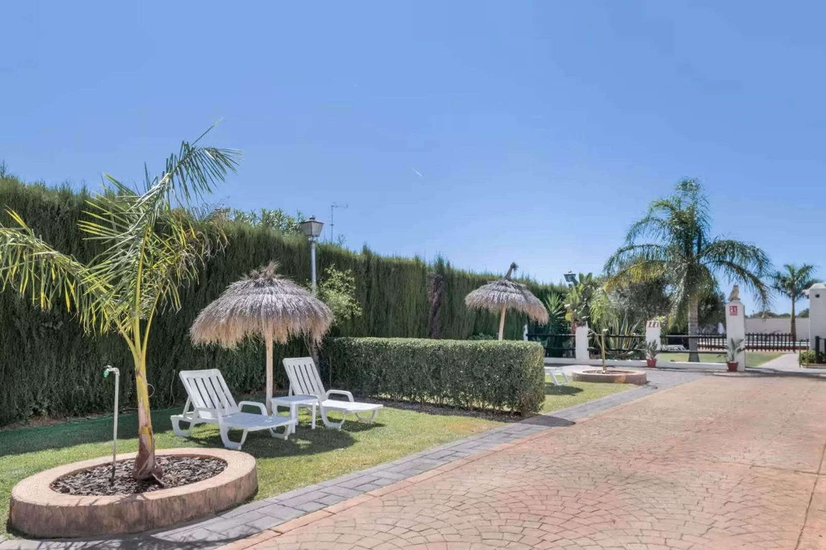 Casa Noelia-Tuinen zomer