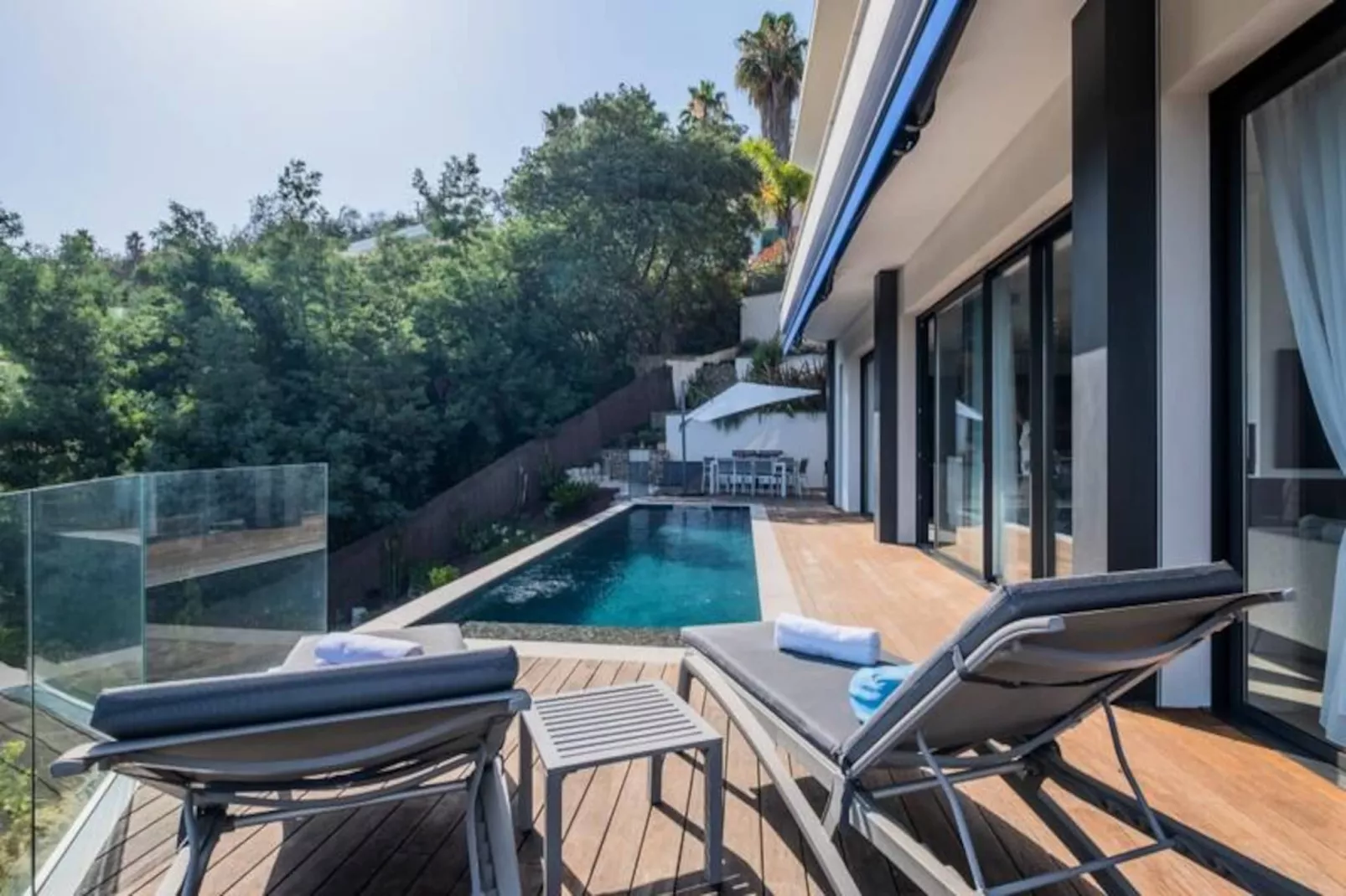 Résidence Maison D'architecte Avec Piscine Chauff&eacute;e & Sublime Vue Mer-Niet-getagd