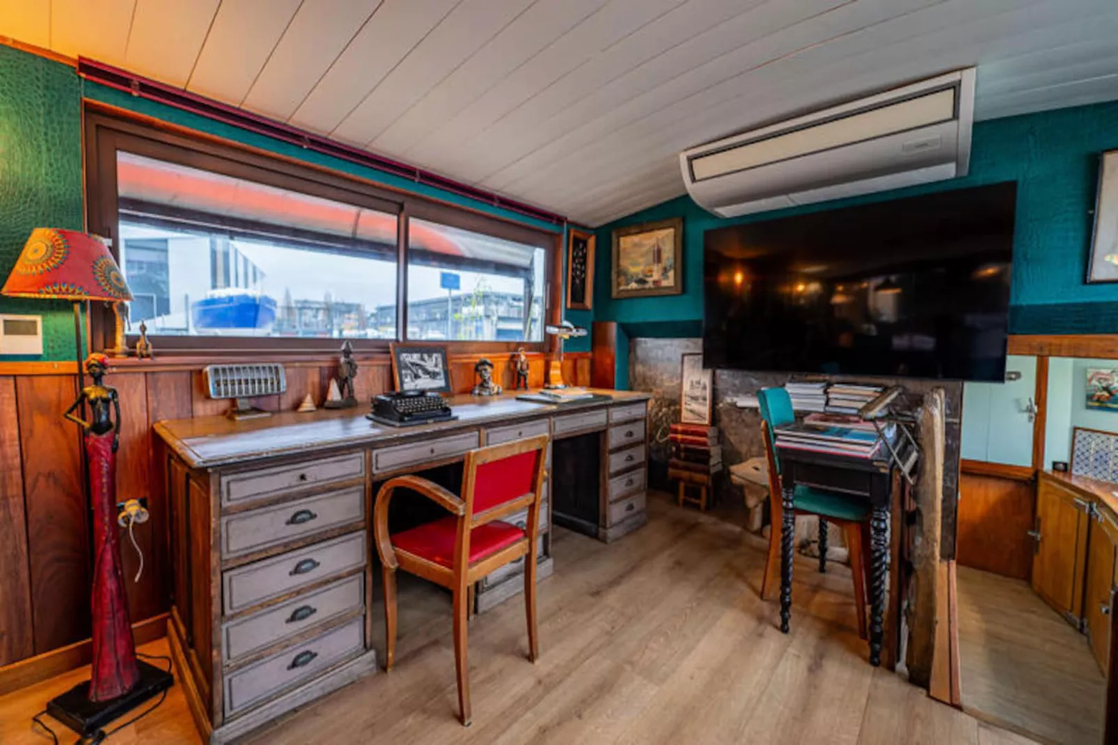 Grand Duplex Luxueux Sur La Péniche Petite Annick-Niet-getagd