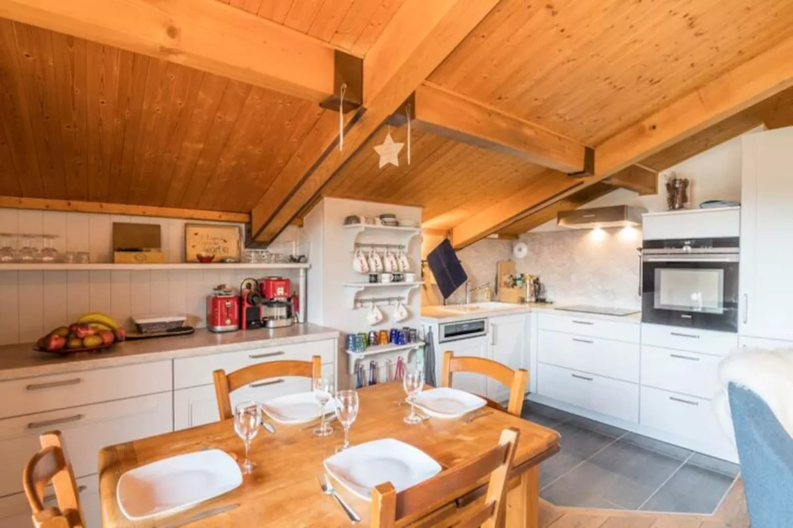 Appartement Warens --Niet-getagd