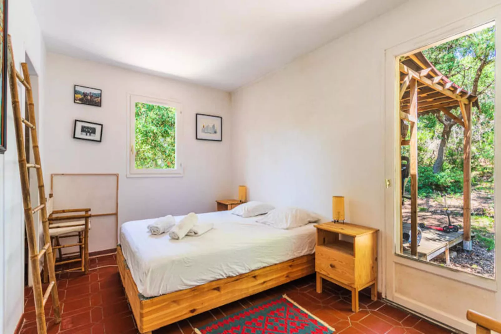 Maison Lumière Des Pins --Niet-getagd