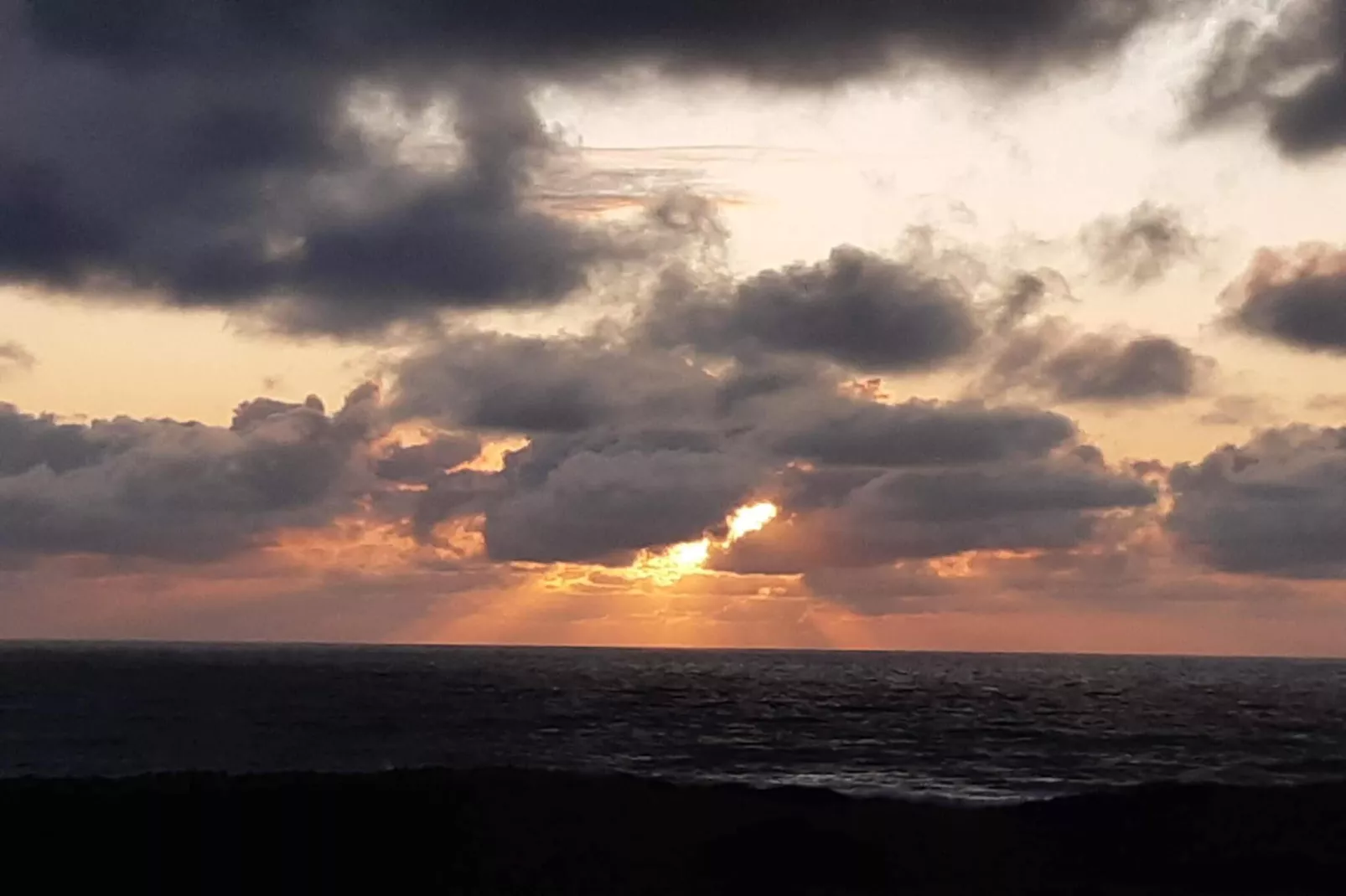 Lichte kusttoevlucht in Vorupor-By Traum-Waterzicht