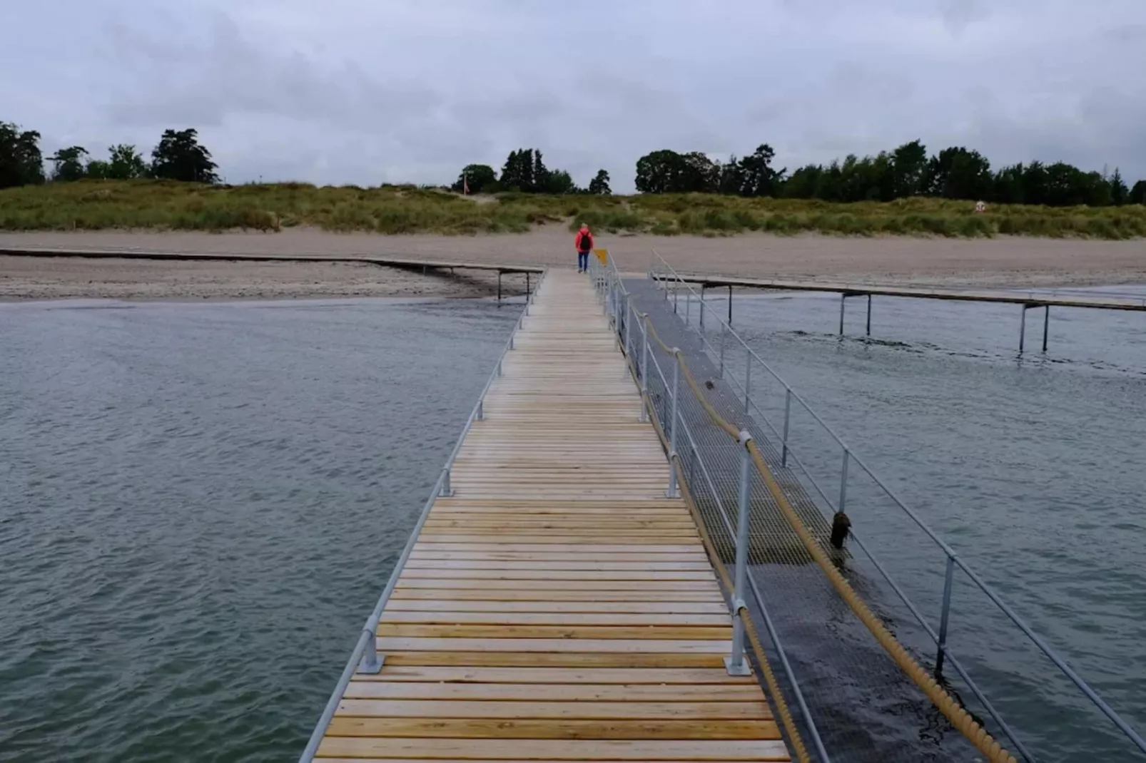 3 room,close to the sea/dike,renovate-Waterzicht