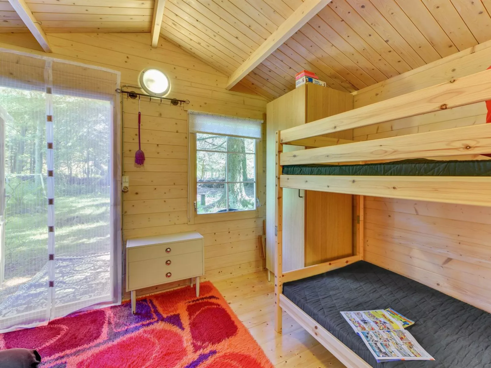 "Deik" - 2km to the fjord-Binnen