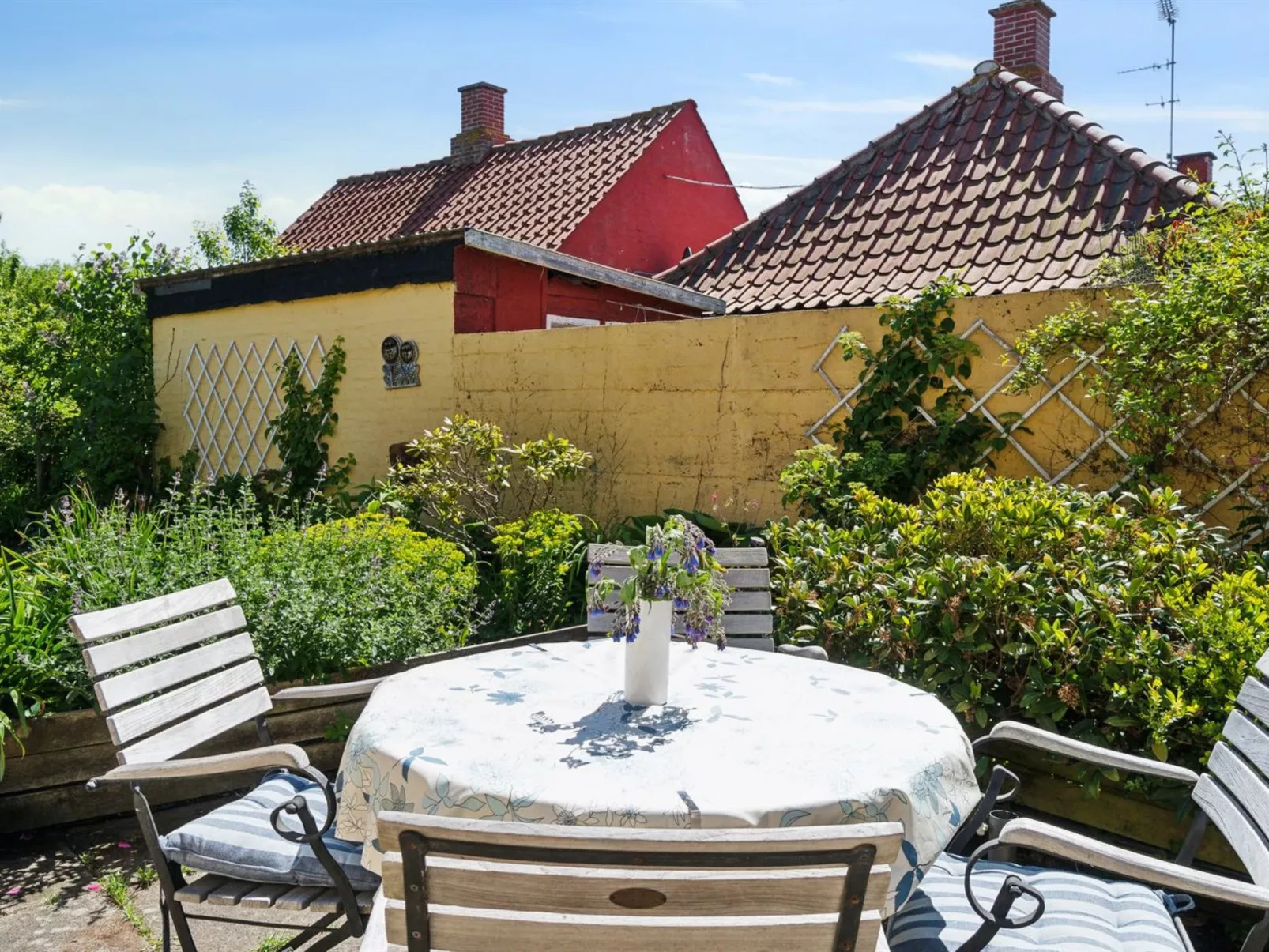 "Detlef" - 200m from the sea-Buiten