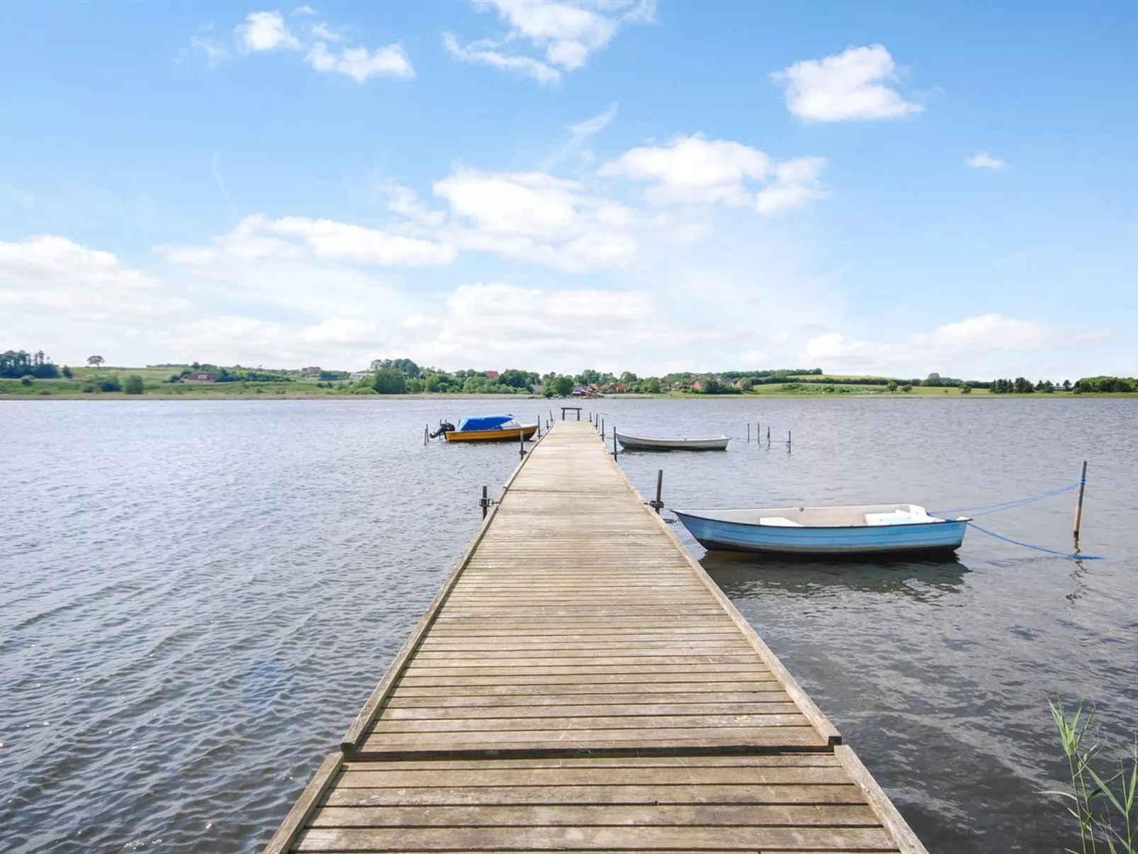 "Annabeth" - 300m to the fjord-Buiten