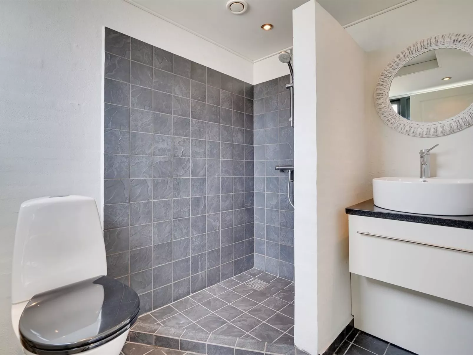 "Anselmi" - 450m from the sea-Binnen